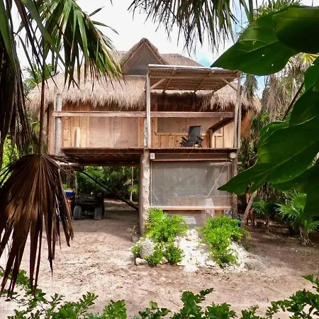 Artisanal Eco Friendly Private Cabin-Casa Ixchel Villa